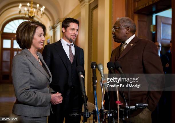 House Speaker Nancy Pelosi, actor Brad Pitt and Democratic Whip James Clyburn discuss the "Make it Right" project in the Speaker's Balcony Hallway in...