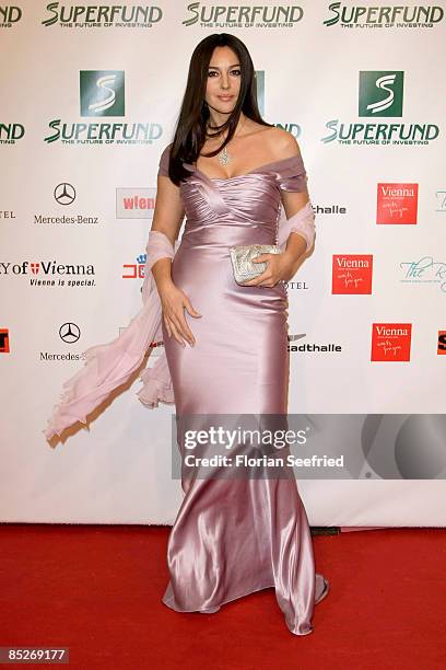 Actress Monica Bellucci arrives at the 'Women's World Awards' at the 'Stadthalle' on March 05, 2009 in Vienna, Austria.