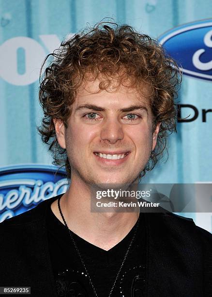 American Idol contestant Scott MacIntyre arrives at the American Idol Top 13 Party held at AREA on March 5, 2009 in Los Angeles, California.