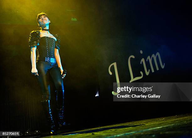 Q Lim Singer 152 Lim Wonder Girls Photos & High Res Pictures - Getty Images