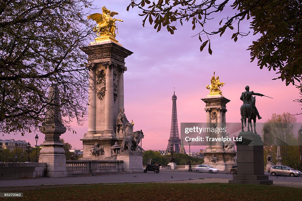 Eiffel Tower and pont Alexandre 111 at sunrise