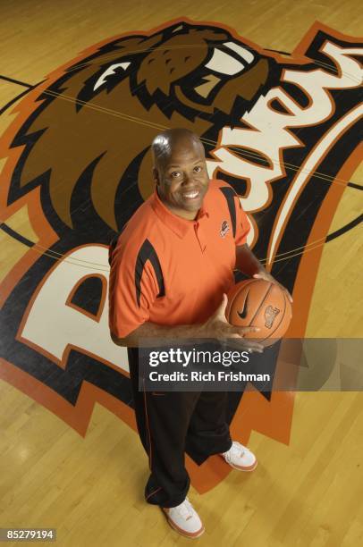 Portrait of Oregon State head coach Craig Robinson at Gill Coliseum. Robinson is the brother-in-law of President-elect Barack Obama. Corvalis, OR...