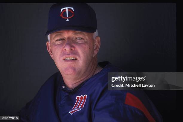 Tom Kelly Twins Photos and Premium High Res Pictures - Getty Images