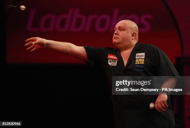 Andy Smith during day six of The Ladbrokes World Darts Championship at Alexandra Palace, London.