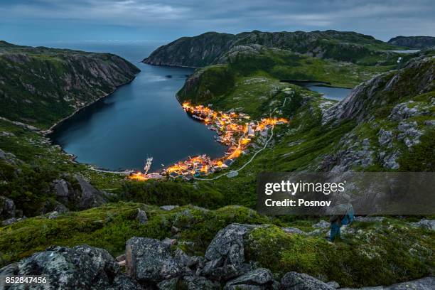 francois bay - newfoundland stockfoto's en -beelden