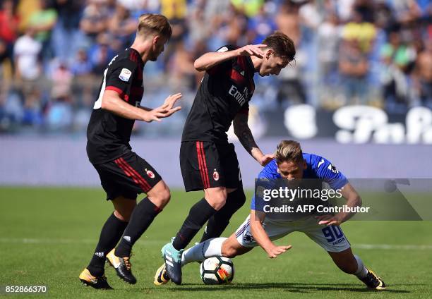 Milan's Argentinian midfielder Lucas Biglia vies with Sampdoria's Uruguayan midfielder Gaston Ramirez during the Italian Serie A football match...