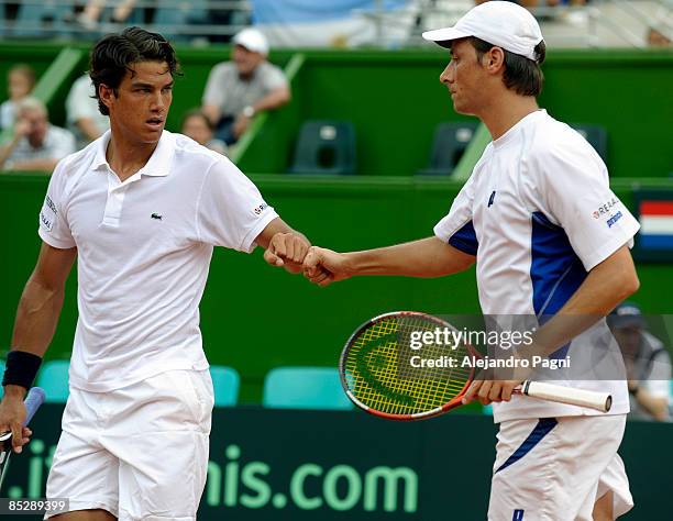 Rogier Wassen and Jesse Huta Galung of the Netherlands react during their day 2 Davis Cup 2009 World Group match between the Netherlands and...