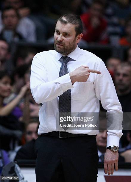 Head coach Luka Pavicevic of Berlin gestures during the Basketball Bundesliga match between MEG Goettingen and Alba Berlin at the Lokhalle on March...
