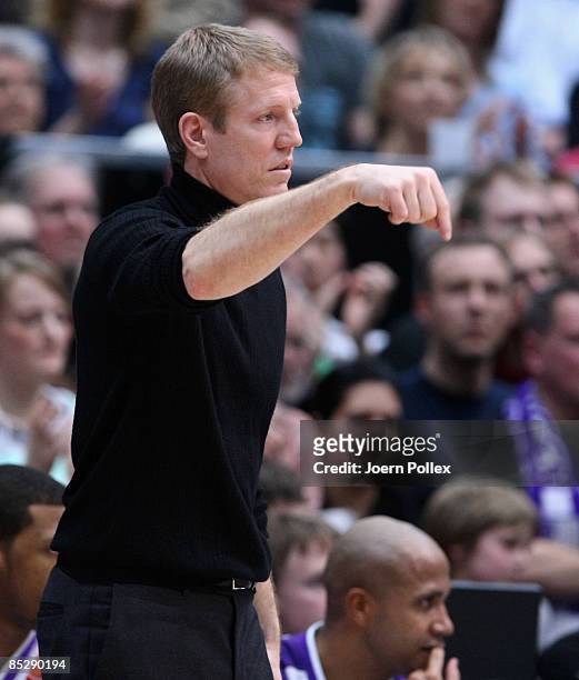 Head coach John Patrick of Goettingen gestures during the Basketball Bundesliga match between MEG Goettingen and Alba Berlin at the Lokhalle on March...