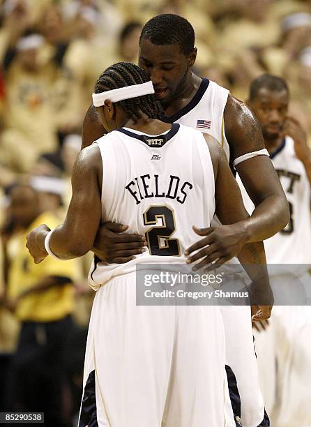 DeJuan Blair of the Pittsburgh Panthers congratulates Levance Fields after a basket against the Connecticut Huskies on March 7, 2009 at the Petersen...