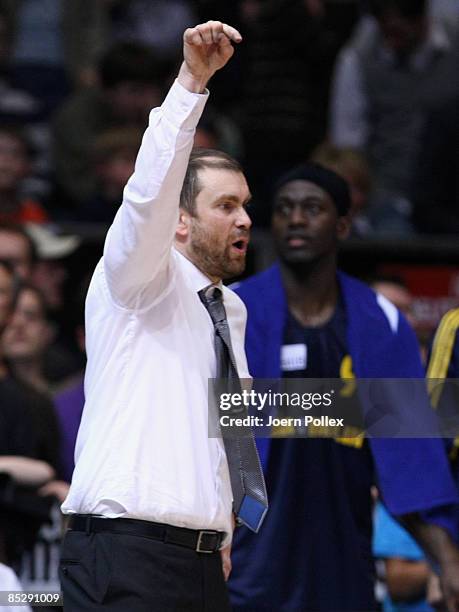 Head coach Luka Pavicevic of Berlin gestures during the Basketball Bundesliga match between MEG Goettingen and Alba Berlin at the Lokhalle on March...