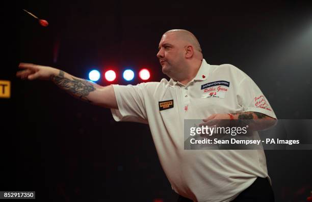 Robbie Green in his match against Stephen Bunton during the BDO World Championships at the Lakeside Complex, Surrey.