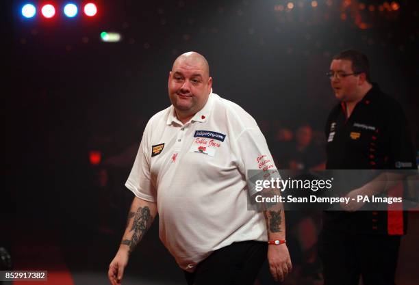 Robbie Green in his match against Stephen Bunton during the BDO World Championships at the Lakeside Complex, Surrey.