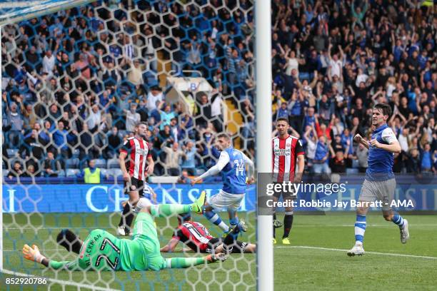 Gary Hooper of Sheffield Wednesday scores a goal to make it 1-2during the Sky Bet Championship match between Sheffield Wednesday and Sheffield United...