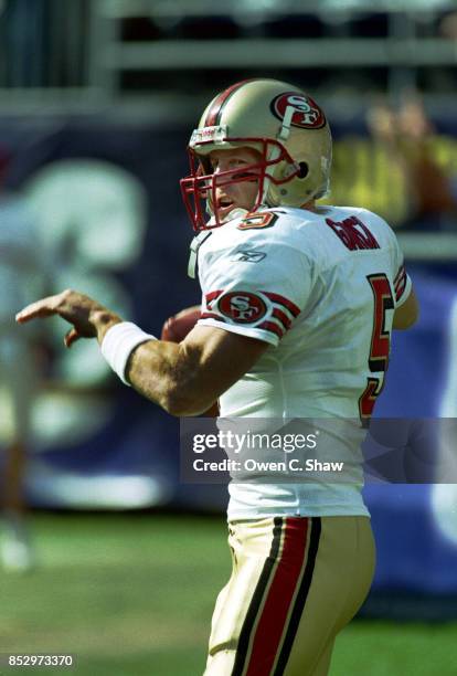 Jeff Garcia of the San Francisco 49ers prepares for a game against the San Diego Chargers at Jack Murphy Stadium circa 2002 in San Diego,California.