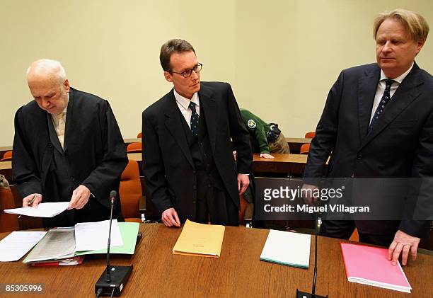 Helg Sgarbi , his German lawyer Egon Geis and his Swiss lawyer Till Gontersweiler arrive to Sgarbi's trial at the country court on March 9, 2009 in...