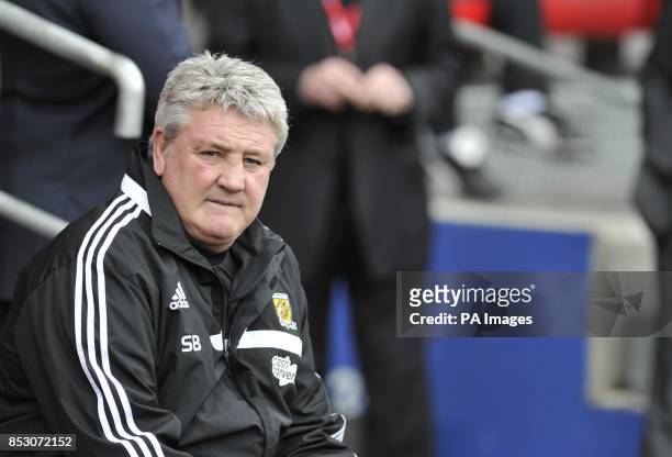 Hull City's manager Steve Bruce during the Barclays Premier League match at The Cardiff City Stadium, Cardiff.