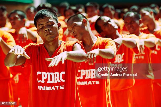149 Cebu Dancing Inmates Stock Photos, High-Res Pictures, and Images ...