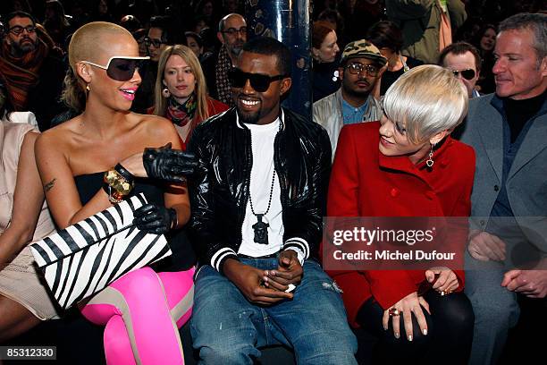 Ambrr Rapper Amber Temple Photos and Premium High Res Pictures - Getty Images