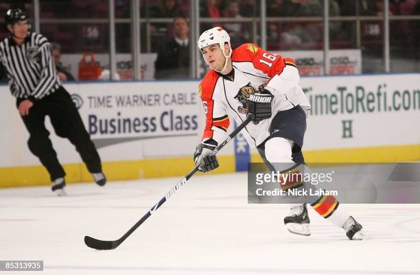 Nathan Horton of the Florida Panthers skates against the New York Rangers on February 26, 2009 at Madison Square Garden in New York City, New York.