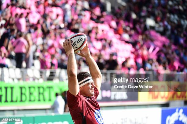 Guilhem Guirado of Toulon practises line out throwing before the Top 14 match between Stade Francais Paris and RC Toulon at Stade Jean Bouin on...