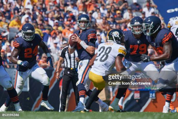 Chicago Bears quarterback Mike Glennon looks downfield to throw the football during an NFL football game between the Pittsburgh Steelers and the...