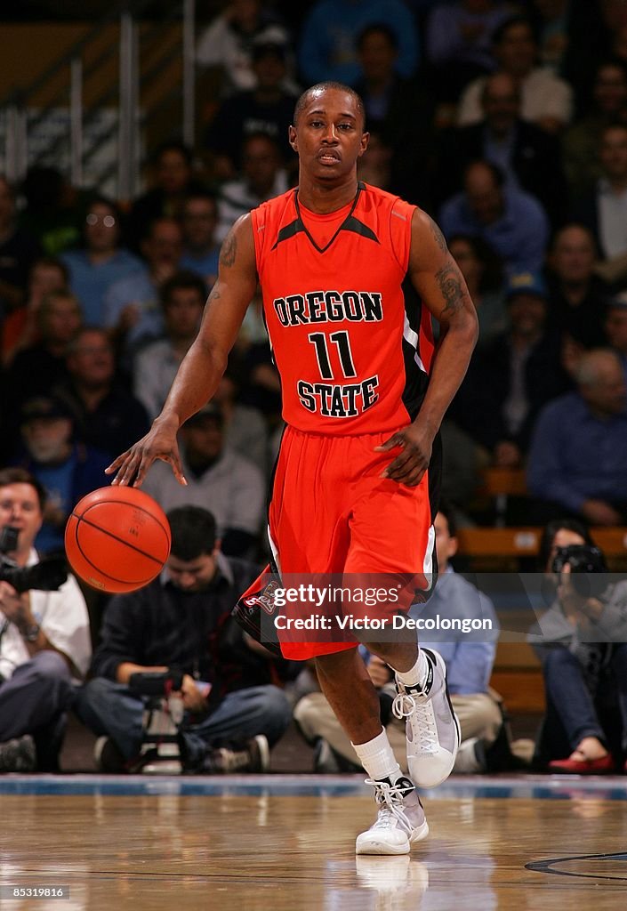 Oregon State v UCLA
