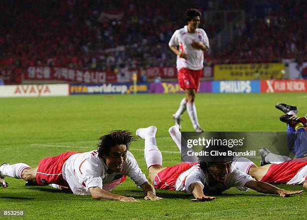 South Korea celebrate their 1-0 win after the FIFA World Cup Finals 2002 Group D match between Portugal and South Korea played at the Incheon Munhak...