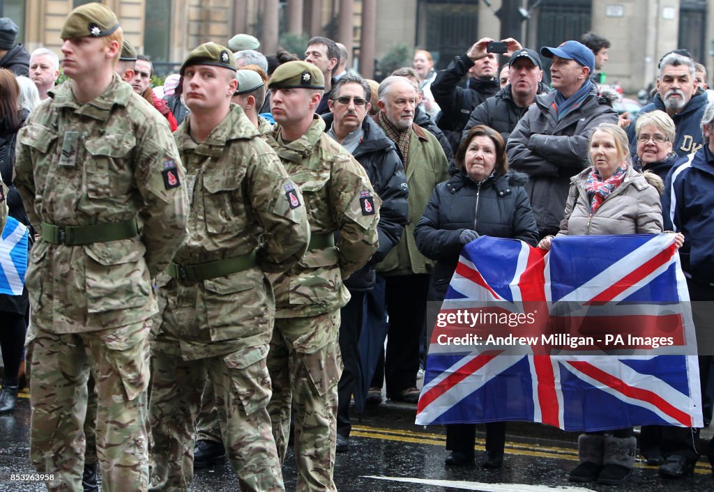 Royal Scots Dragoon Guards march through the streets of Glasgow... News ...