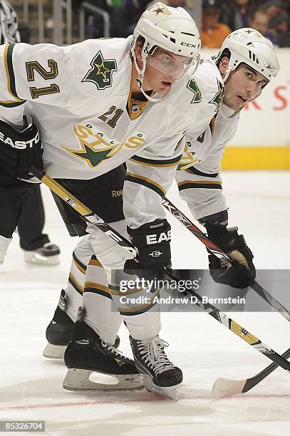 Brenden Morrow and Loui Eriksson of the Dallas Stars get in position during a face off against the Los Angeles Kings during the game on March 5, 2009...