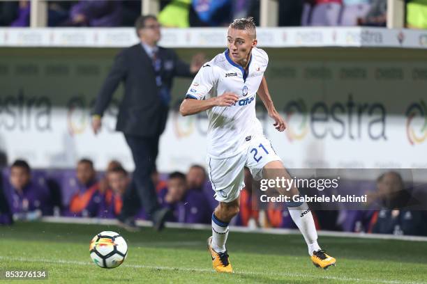 Timothy Castagne of Atalanta BC in action during the Serie A match between FC Crotone and Benevento Calcio at Stadio Artemio Franchi on September 24,...