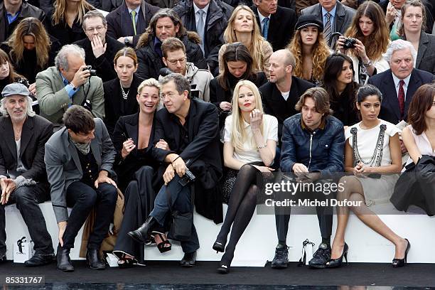 Jaimie Hince, Kate Moss, Mario Testino, Claudia Schiffer, Francesco Vezzoli and Freida Pinto attend the Chanel Ready-to-Wear A/W 2009 fashion show...