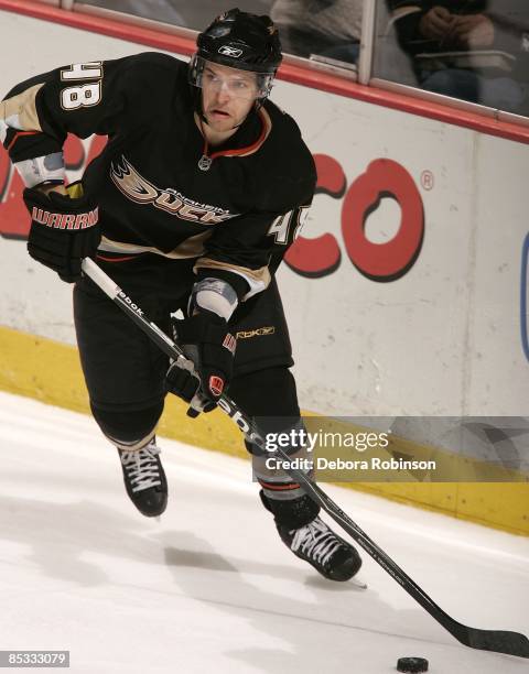 864 Andrew Ebbett Photos & High Res Pictures Getty Images