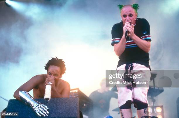 Photo of MAXIM and Keith FLINT and PRODIGY, Maxim and Keith Flint performing on stage