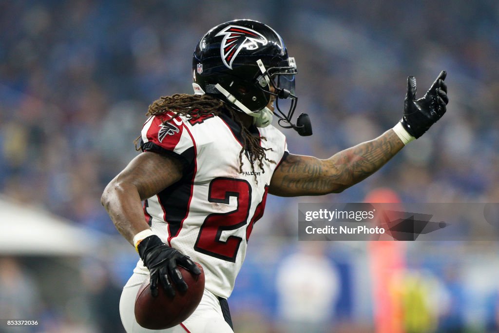 Atlanta Falcons v Detroit Lions