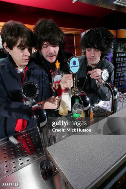 Photo of Jamie REYNOLDS and KLAXONS and James RIGHTON and Simon TAYLOR-DAVIS, L-R: James Righton, Jamie Reynolds, Simon Taylor-Davis - posed, group...