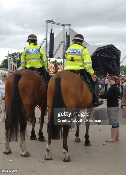 Photo of GLASTONBURY, Police on horses, security