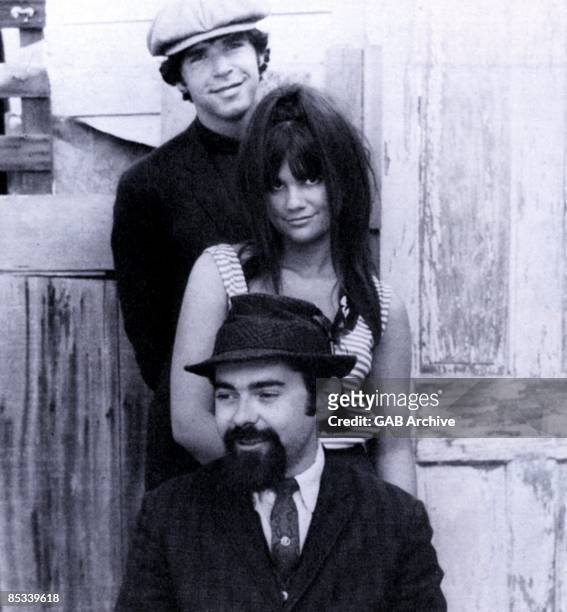 Photo of STONE PONEYS and Ken EDWARDS and Bob KIMMEL and Linda RONSTADT; Top to bottom: Ken Edwards, Linda Ronstadt, Bob Kimmel - posed, group shot