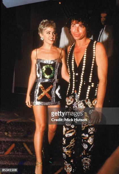 Photo of Michael HUTCHENCE and Kylie MINOGUE; Kylie Minogue & Michael Hutchence, posed