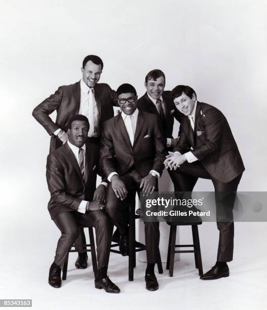 Photo of CHECKMATES LTD and Sonny CHARLES; Posed studio group portrait - Sonny Charles