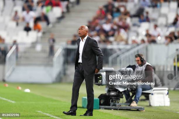 Head coach Antoine Kombouare of Guingamp during the Ligue 1 match between FC Girondins de Bordeaux and EA Guingamp at Stade Matmut Atlantique on...