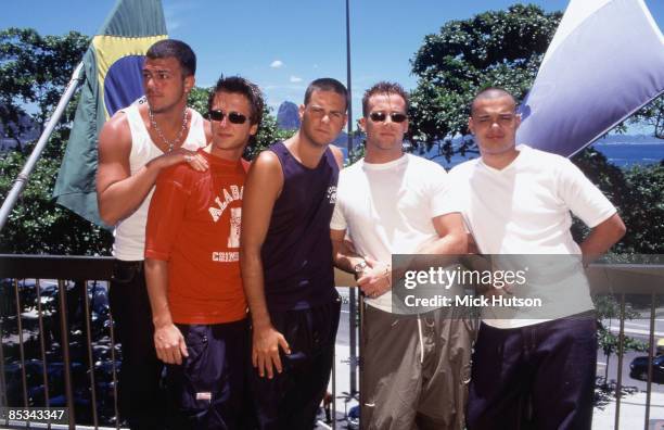 Photo of FIVE and 5IVE and Richard BROWN and Ritchie NEVILLE and Scott ROBINSON and Jason BROWN and Sean CONLON, L-R: Richard 'Abs' Brown, Ritchie...