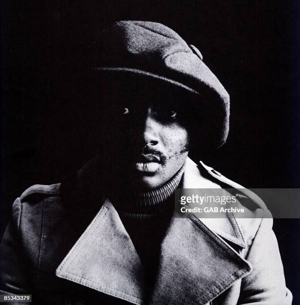 Photo of Donny HATHAWAY; Posed studio portrait of Donny Hathaway