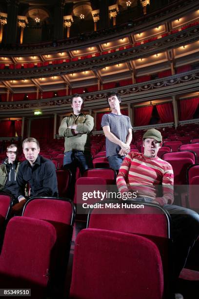 Photo of Tom PELOSO and Joe PLUMMER and Jeremiah GREEN and Isaac BROCK and MODEST MOUSE and Johnny MARR, L-R: Jeremiah Green, Joe Plummer, Isaac...