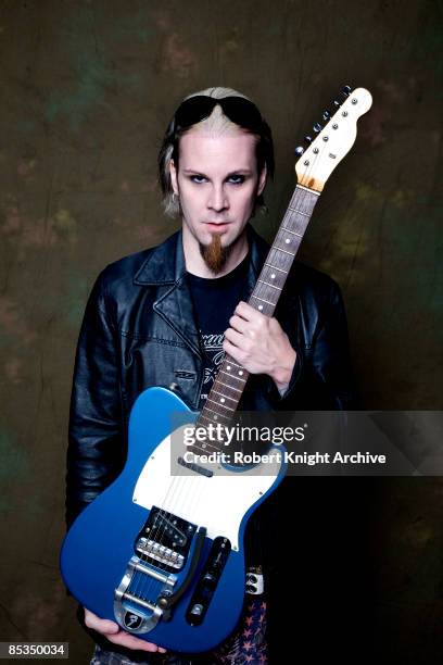 Photo of John 5, Posed portrait of John 5 at Yngwie Malmsten's RockWalk induction, Fender Telecaster guitar