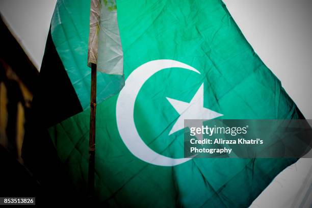pakistani flag - karachi ストックフォトと画像
