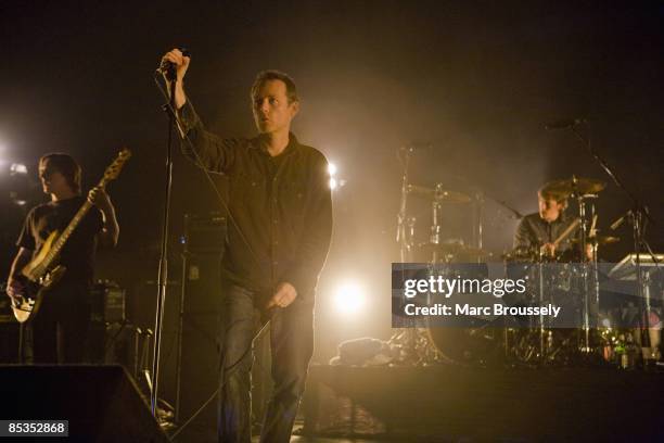 Photo of Jim REID and JESUS & MARY CHAIN, Jim Reid performing live onstage