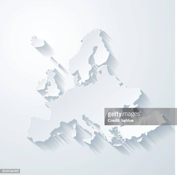 illustrazioni stock, clip art, cartoni animati e icone di tendenza di mappa europa con effetto taglio carta su sfondo bianco - europe