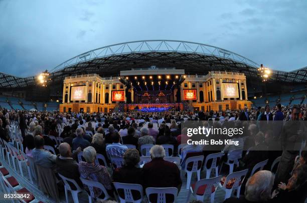 Andre Rieu Audience Andre Rieu Sydney Photos and Premium High Res Pictures - Getty Images