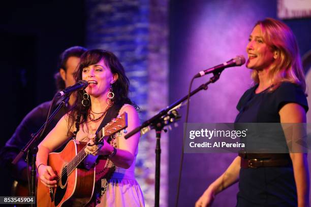 Laurie MacAllister and Red Molly perform at City Winery on September 24, 2017 in New York City.